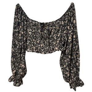 🆕 Forever 21 Smocked Black Floral Long Sleeve Peasant Crop Top